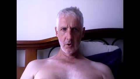 Snapshot of soloman1969 chatting on January 2025 02:33:01 AM Soloman online show from January 2025 02:33:01 AM