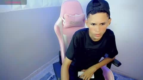 ESTEBAN online show from June 2026 12:30:01 AM
