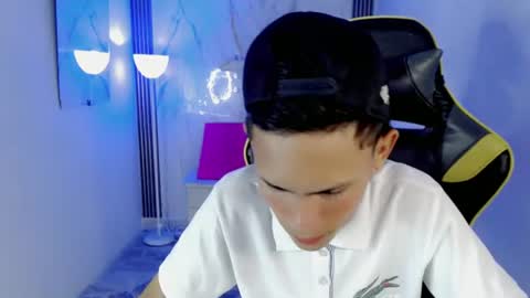 ESTEBAN online show from July 2026 03:35:02 AM