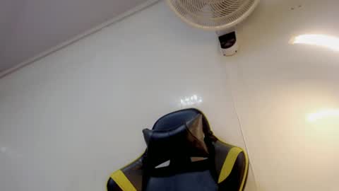 ESTEBAN online show from July 2026 03:10:02 PM