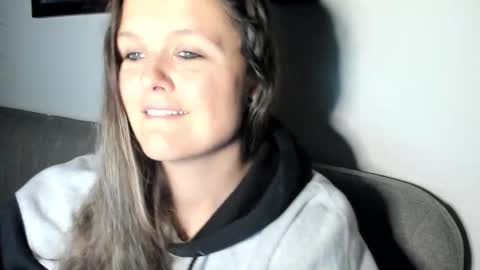 SomeonesDay online show from November 2025 06:38:02 AM