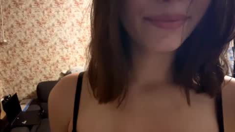 Hello My name is Jane  im new model here and little but shy but curious. online show from September 2025 04:34:02 PM