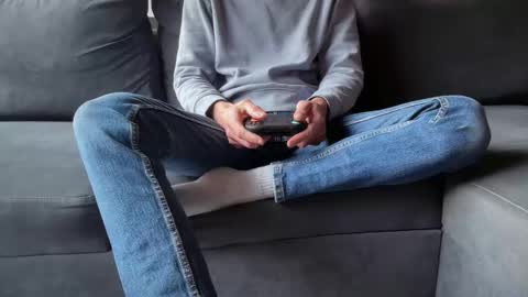 Snapshot of sondages chatting on December 2025 11:47:01 AM Sondages online show from December 2025 11:47:01 AM