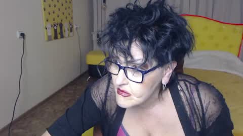 Snapshot of sondrariddle chatting on February 2026 01:02:02 AM sondrariddle online show from February 2026 01:02:02 AM