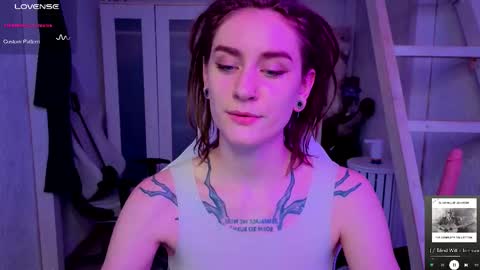 Snapshot of sonicsupergirl chatting on October 2025 11:26:02 PM Rie online show from October 2025 11:26:02 PM