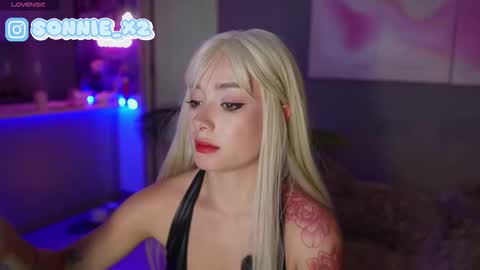 Snapshot of sonnie_mami chatting on January 2026 01:37:02 PM Sonnie online show from January 2026 01:37:02 PM