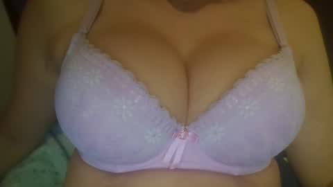 Sonnya online show from November 2025 06:21:01 PM