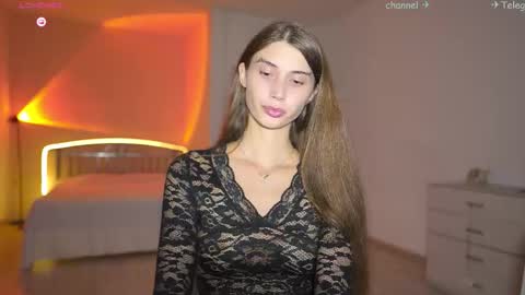 Snapshot of sony_play chatting on September 2025 05:01:02 PM Sony online show from September 2025 05:01:02 PM