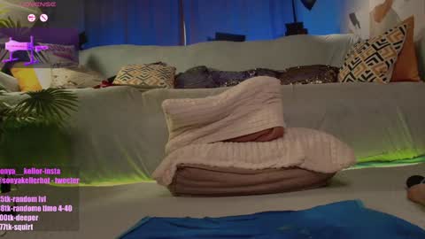 Sonya    online show from October 2025 02:19:01 PM