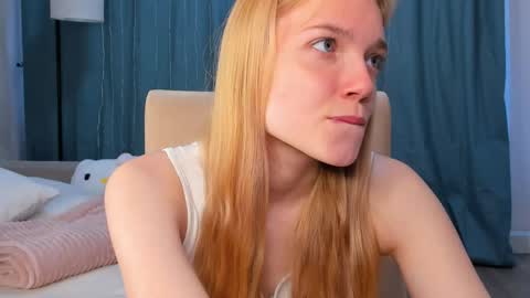 Snapshot of sonyalaviola chatting on May 2026 06:18:01 AM Sofia online show from May 2026 06:18:01 AM