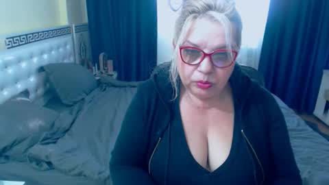 Sonya online show from January 2026 01:28:02 PM