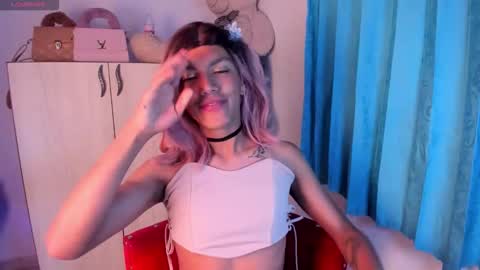 Snapshot of sophi_lu1 chatting on October 2025 03:25:01 PM sophi lovely online show from October 2025 03:25:01 PM