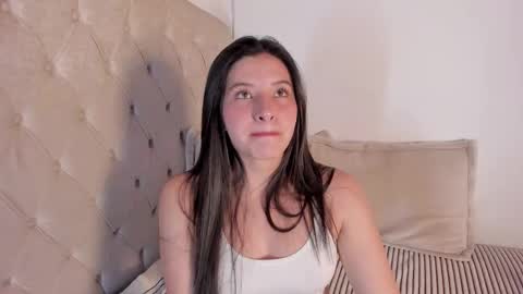 Sophia online show from March 2026 06:58:02 PM