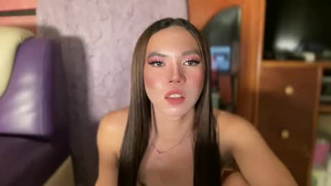 Snapshot of sophia_miller69x chatting on February 2025 11:48:01 PM SOPHIA online show from February 2025 11:48:01 PM