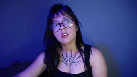 Sophi  online show from March 2026 02:22:01 AM