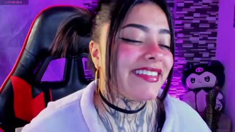 Snapshot of sophiaa_cherry chatting on July 2026 08:22:01 PM Sophia online show from July 2026 08:22:01 PM