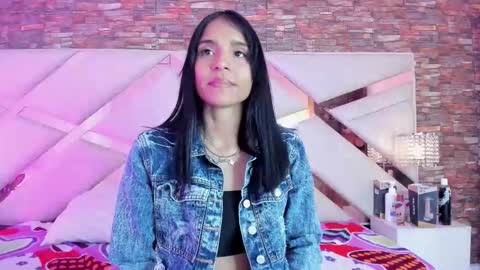 Sophia Paris online show from November 2025 01:38:02 AM