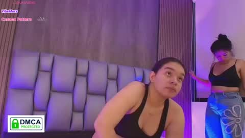 Snapshot of sophiaa_taylor_ chatting on June 2026 10:57:02 AM online show from June 2026 10:57:02 AM