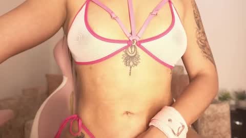 Snapshot of sophiacolemann chatting on May 2026 04:07:02 AM sophiacolemann online show from May 2026 04:07:02 AM