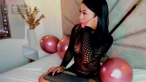 Snapshot of sophiacortes chatting on October 2025 09:07:01 AM sophia cortes online show from October 2025 09:07:01 AM