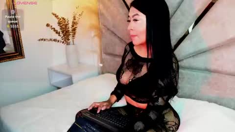 Snapshot of sophiacortes chatting on July 2026 05:00:02 AM sophia cortes online show from July 2026 05:00:02 AM