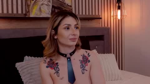 Snapshot of sophialace chatting on May 2026 03:45:01 AM Sophia Lace online show from May 2026 03:45:01 AM