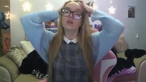 SophiaSonata online show from October 2025 04:35:02 PM