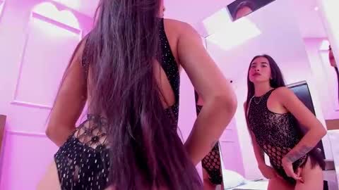 S O P H I A  online show from February 2025 12:48:02 PM