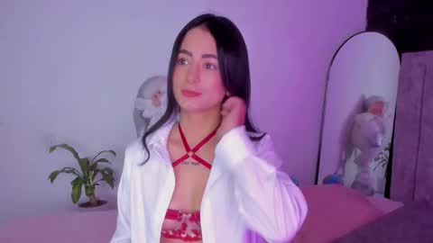  Sophie  online show from December 2025 11:32:02 PM