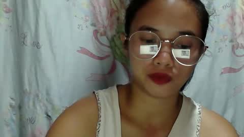 sophie_193 online show from March 2026 06:40:01 PM