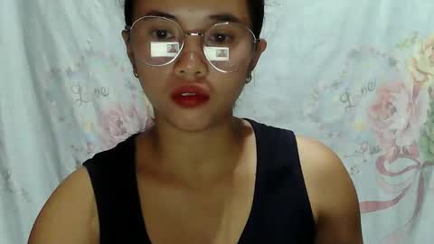 sophie_193 online show from May 2026 05:51:01 PM