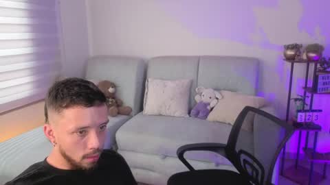 Sophie  online show from April 2026 03:36:01 PM