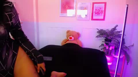 Sophie  online show from June 2026 11:31:01 AM