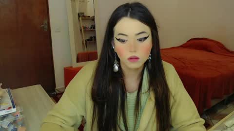 Snapshot of sophie_fantasy_hot chatting on June 2026 12:58:02 AM Sophie Fantasys online show from June 2026 12:58:02 AM