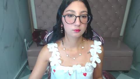 sophie_jones_b online show from February 2026 12:46:02 PM