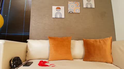 Sophie online show from January 2025 11:33:02 AM