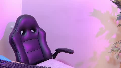 Snapshot of sophie_nolie chatting on February 2026 12:45:02 PM Sophi online show from February 2026 12:45:02 PM