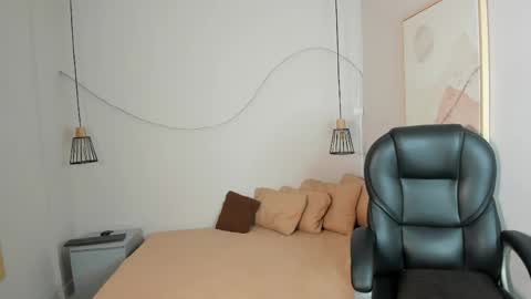 Snapshot of sophie_nolie chatting on May 2026 12:43:01 PM Sophi online show from May 2026 12:43:01 PM