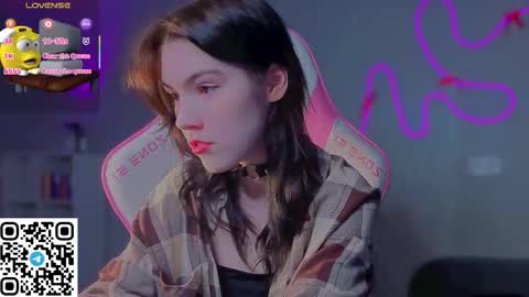 sophie_nomenal_ online show from March 2026 09:28:01 PM