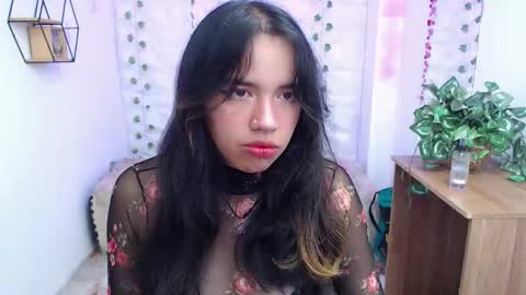 Sophie  online show from January 2026 07:39:01 PM