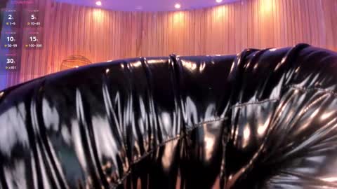 Sophie online show from March 2025 05:01:01 AM