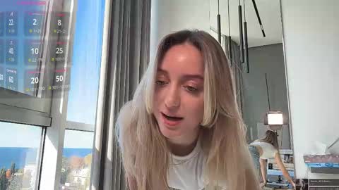 sophiebelll online show from October 2025 10:28:02 AM