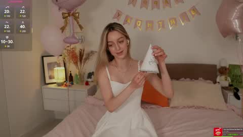 Snapshot of sophiebelll chatting on May 2026 11:09:02 AM sophiebelll online show from May 2026 11:09:02 AM