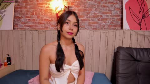 Sophie online show from December 2024 12:15:01 PM