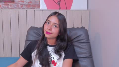 Sophie online show from January 2025 03:51:02 PM