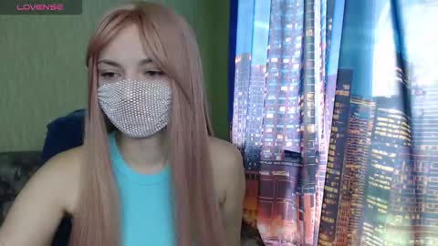 Sophie online show from March 2026 08:41:02 AM