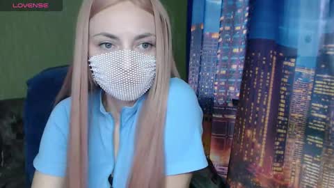 Sophie online show from March 2026 08:37:02 AM