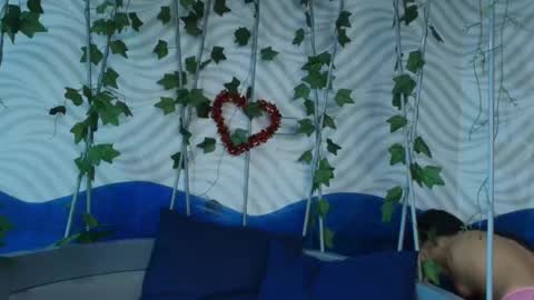 sophie online show from February 2026 07:01:01 PM