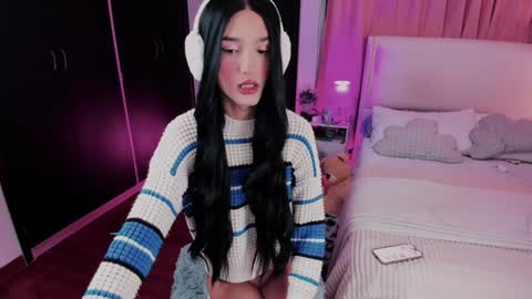 Snapshot of sophiecornett chatting on December 2024 02:14:01 AM online show from December 2024 02:14:01 AM