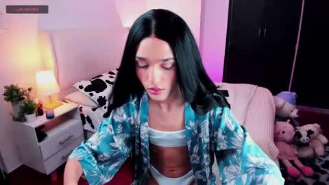 Snapshot of sophiecornett chatting on February 2025 01:35:02 PM online show from February 2025 01:35:02 PM